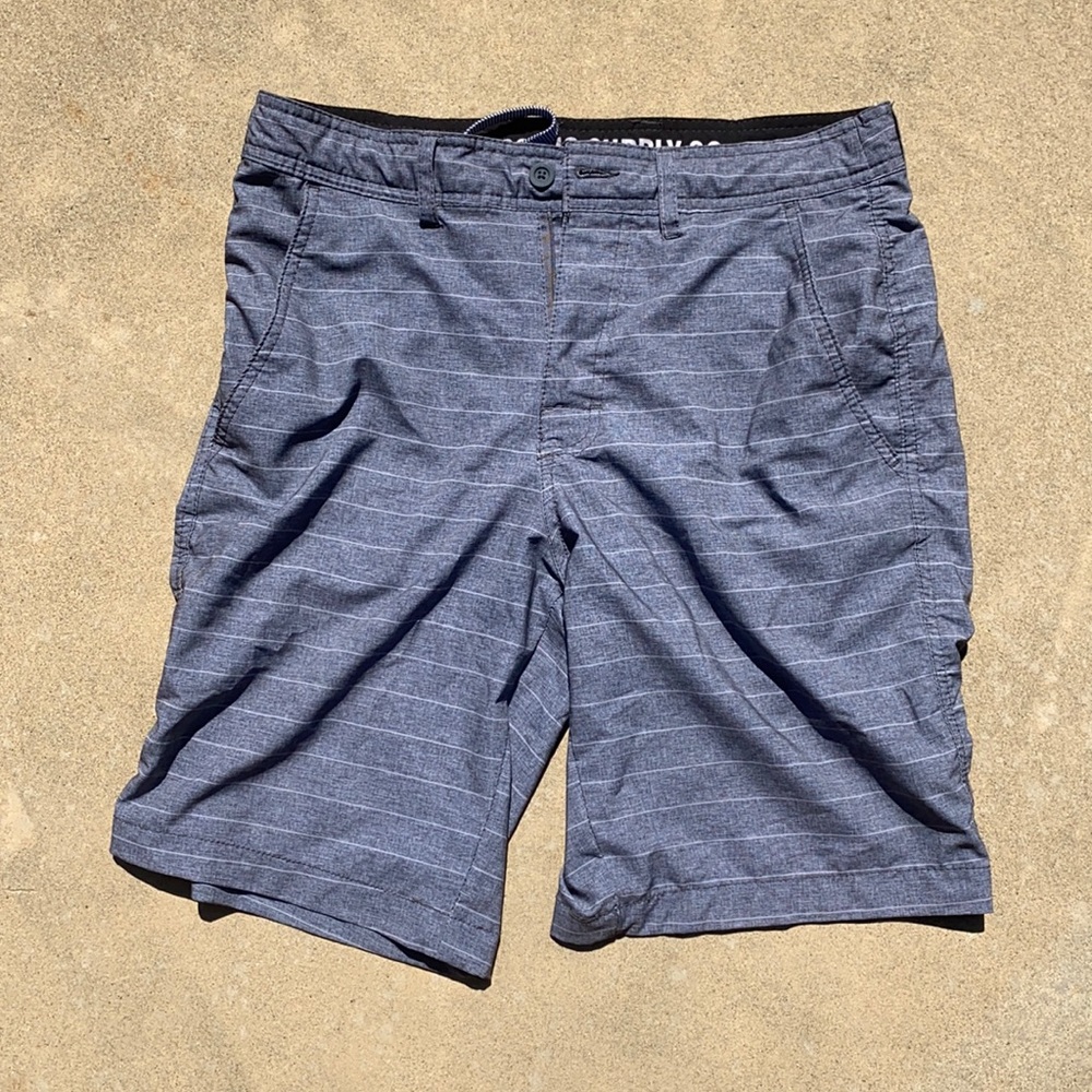 HYBRID BOARD SHORTS SIZE 32